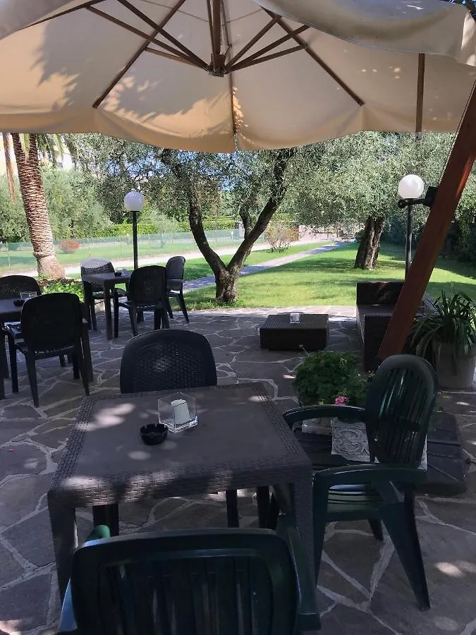 Albergo Villa Angela Toscolano Maderno 3*,