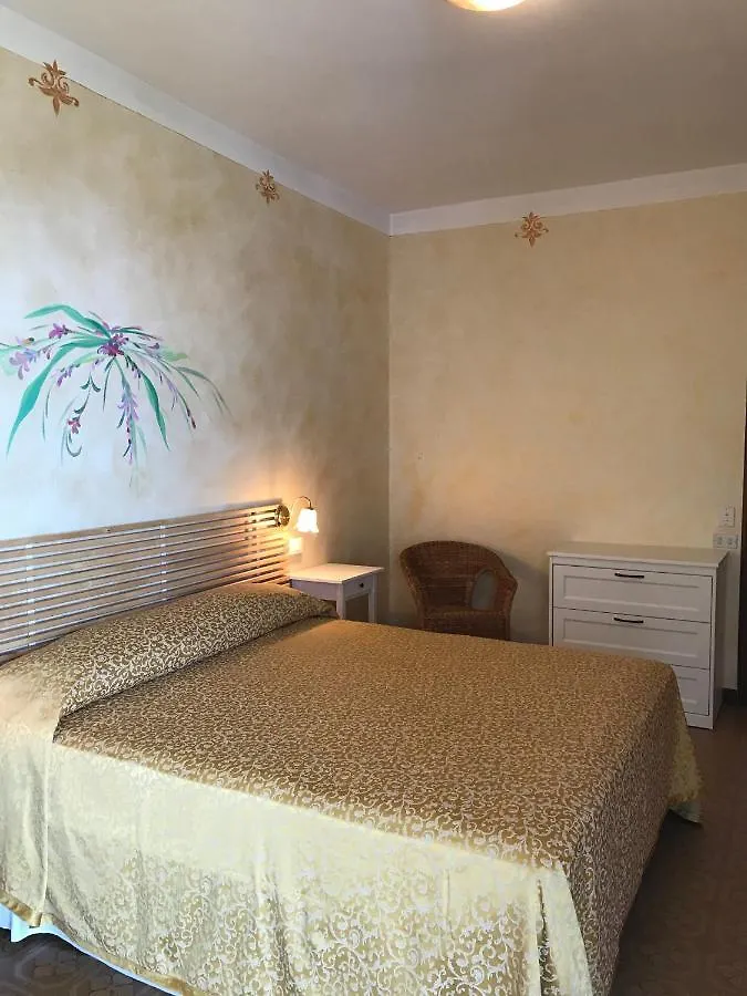 *** Hotel Albergo Villa Angela Toscolano Maderno Itálie