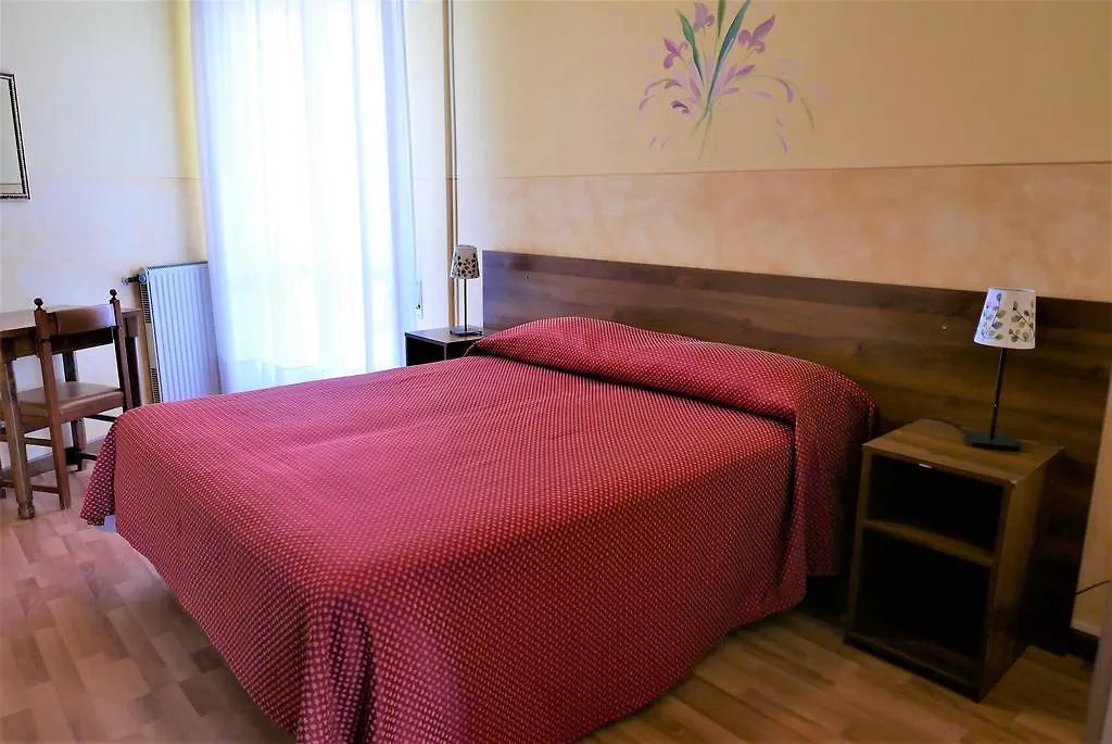 Albergo Villa Angela Toscolano Maderno Hotel
