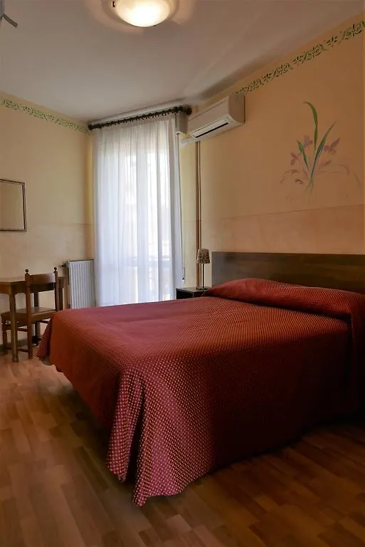 Albergo Villa Angela Toscolano Maderno