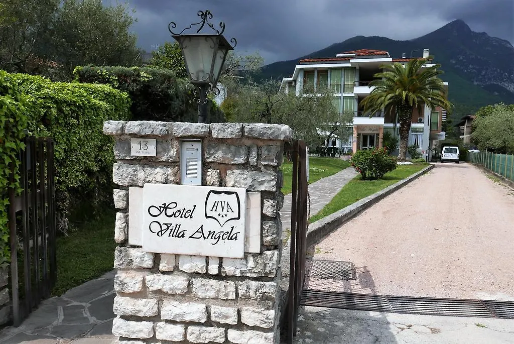 Albergo Villa Angela Toscolano Maderno 3*,  Itálie